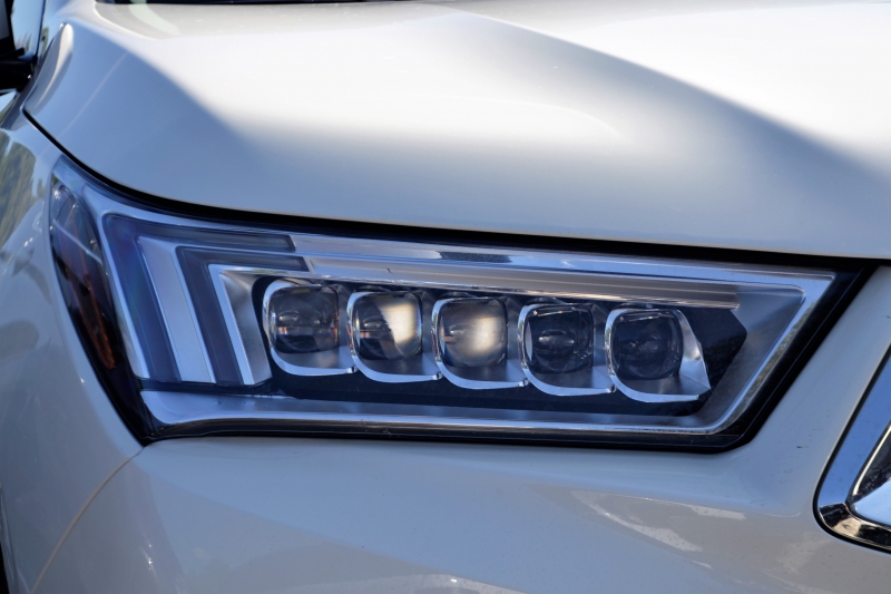 concession-auto-VENANSON-min_acura-headlamp-2834131